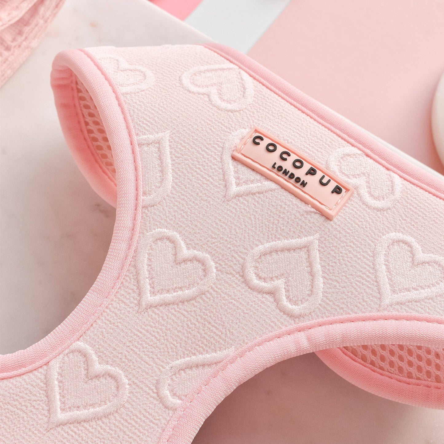 Cocopup London - Luxe Adjustable Neck Harness - Baby Pink Heart