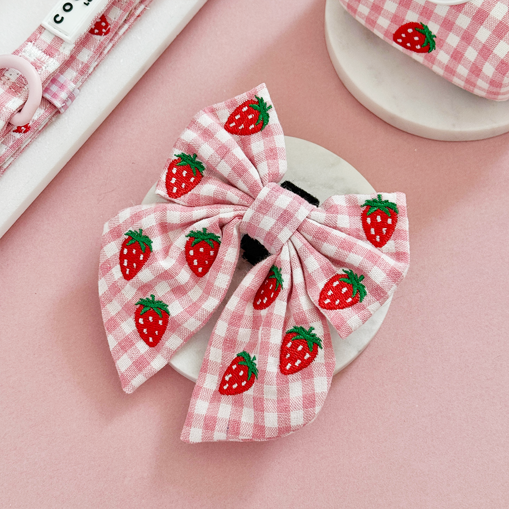 Cocopup London - Strawberry Picnic Pup Sailor Bow Tie