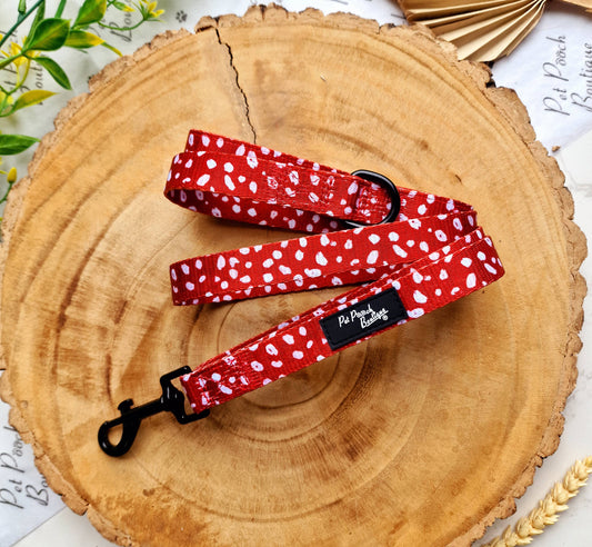 Pet Pooch Boutique - Poppy Toadstool Polkas Dog Lead - Reversible  (red)