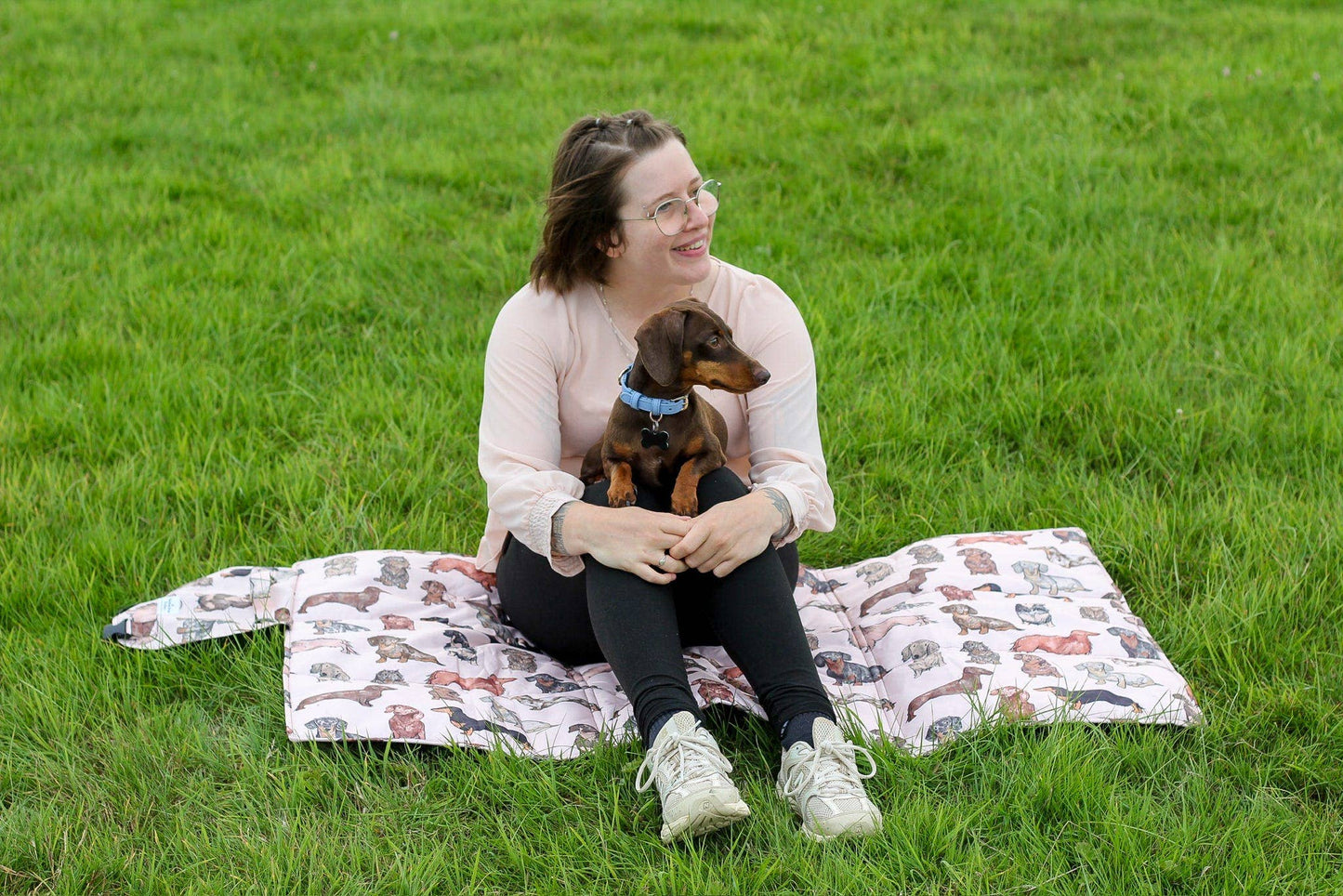 The Paw Print Boutique - The Dachshund Travel Mat